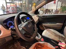 هيونداي i10